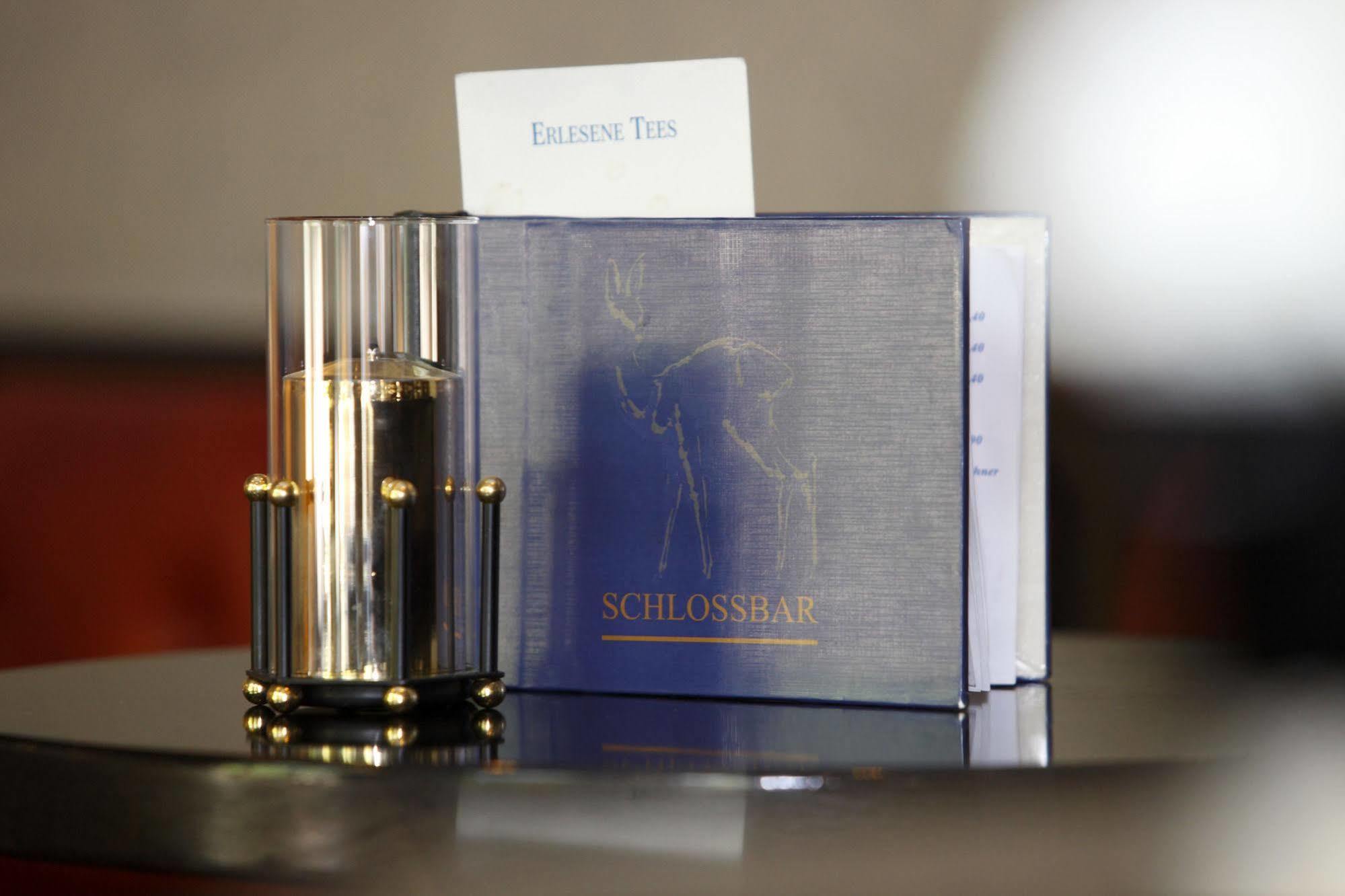 Schlosshotel Карлсруе Екстериор снимка