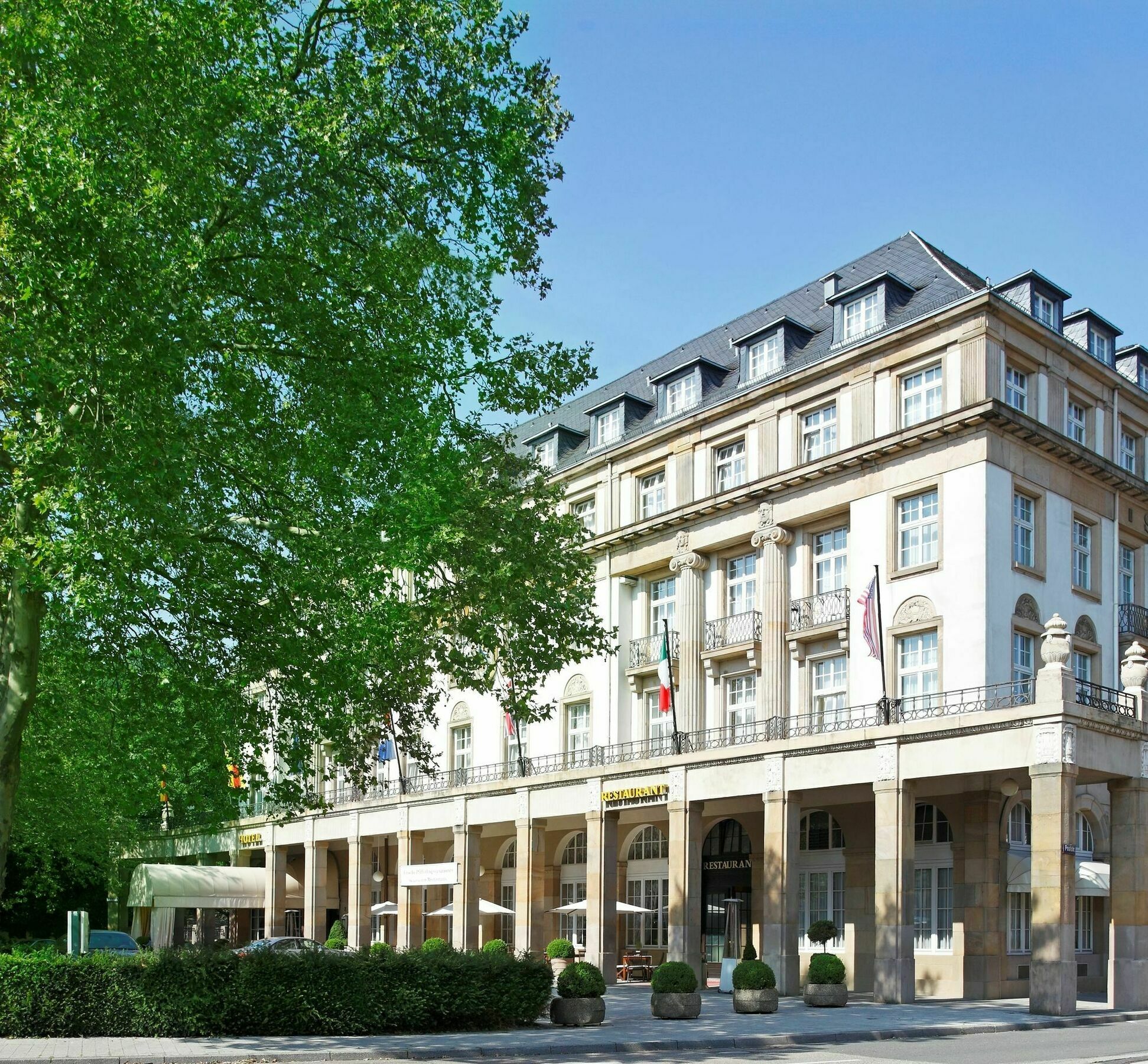 Schlosshotel Карлсруе Екстериор снимка